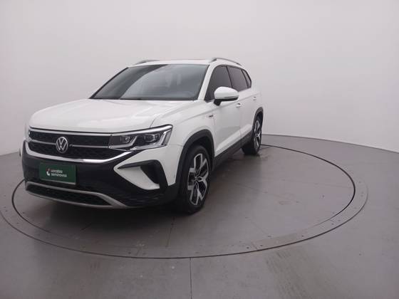 VOLKSWAGEN TAOS 1.4 250 TSI TOTAL FLEX HIGHLINE AUTOMÁTICO
